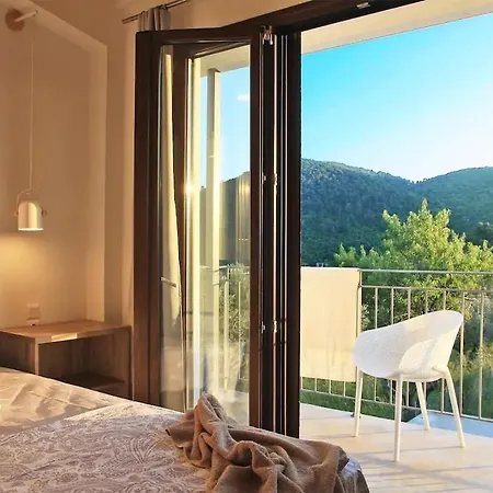 Penelope - Private Pool Near Stafilos Villa